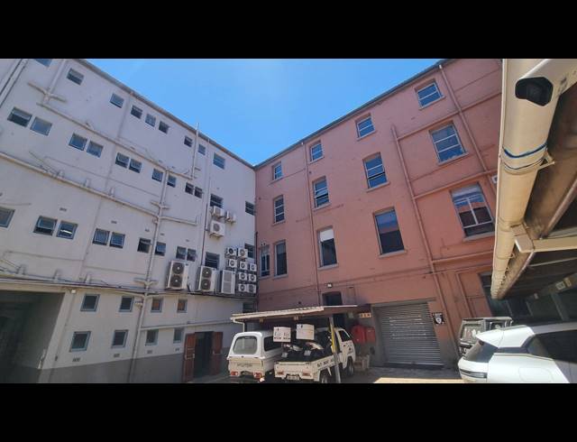 347M² OFFICE FOR SALE IN WOODSTOCK